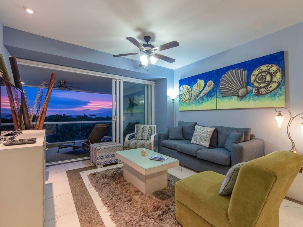 Breathtaking Villa Magna Beachfront Condo, 3 Bedrooms Sleeps 6 Нуэво-Вальярта Экстерьер фото